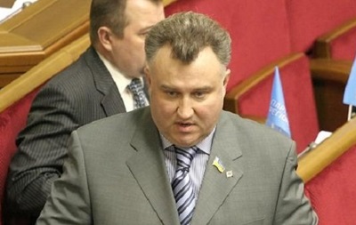 Kalachnikov a été tué après son consentement à coopérer à l'enquête dans l'affaire anti-Maidan, - le député du peuple Borislav Bereza Калашникова убили после его согласия сотрудничать со следствием в деле антимайдана, - нардеп Борислав Береза