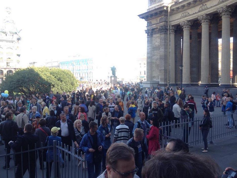 Arrêtez de mentir et combattez!, - La marche pour la paix a commencé à Moscou. DIFFUSION EN DIRECT + PHOTO Хватит врать и воевать!, - Марш мира начался в Москве. ПРЯМАЯ ТРАНСЛЯЦИЯ+ФОТОрепортаж