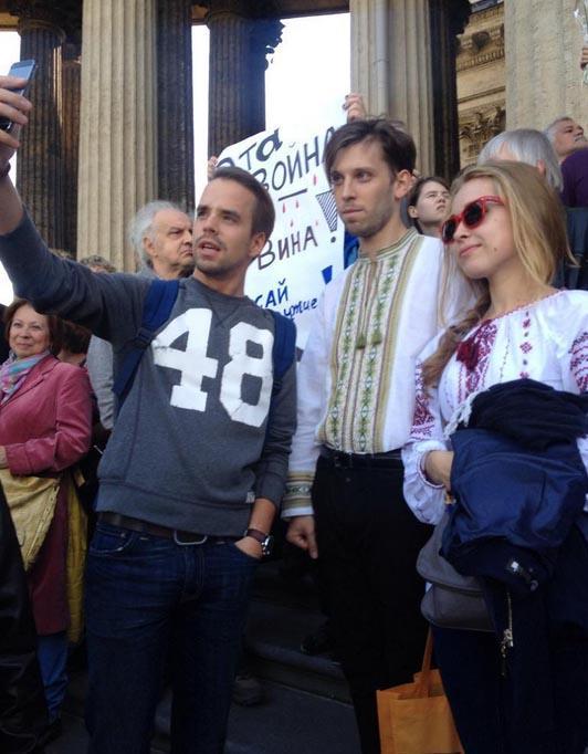 Arrêtez de mentir et combattez!, - La marche pour la paix a commencé à Moscou. DIFFUSION EN DIRECT + PHOTO Хватит врать и воевать!, - Марш мира начался в Москве. ПРЯМАЯ ТРАНСЛЯЦИЯ+ФОТОрепортаж