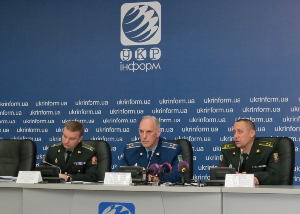 La troisième phase de mobilisation partielle est réalisée afin de maintenir la capacité de défense de l'État et de terminer l'opération anti-terroriste Третья очередь частичной мобилизации проводится с целью поддержания обороноспособности государства и завершения проведения антитеррористической операции