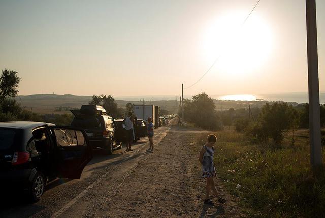 Traversée de Kerch: repos, douleur et fureur. Reportage PHOTO Керченская переправа: отдых, боль и ярость. ФОТОрепортаж