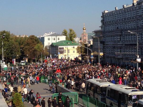 Arrêtez de mentir et combattez!, - La marche pour la paix a commencé à Moscou. DIFFUSION EN DIRECT + PHOTO Хватит врать и воевать!, - Марш мира начался в Москве. ПРЯМАЯ ТРАНСЛЯЦИЯ+ФОТОрепортаж