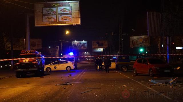 Une puissante explosion a tonné à Odessa: un poste de secours pour les combattants de l'ATO a été détruit. PHOTO В Одессе прогремел мощный взрыв: уничтожен волонтерский пункт помощи бойцам АТО. ФОТОрепортаж