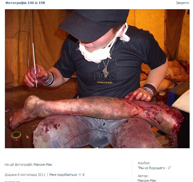Ukr mange la main de katsap - La photo du tournage du film russe 2008 est présentée comme l'actualité en Ukraine Укр кушает руку кацапа - Фото со съемок российского фильма 2008 года представляется как актуальные события в Украине