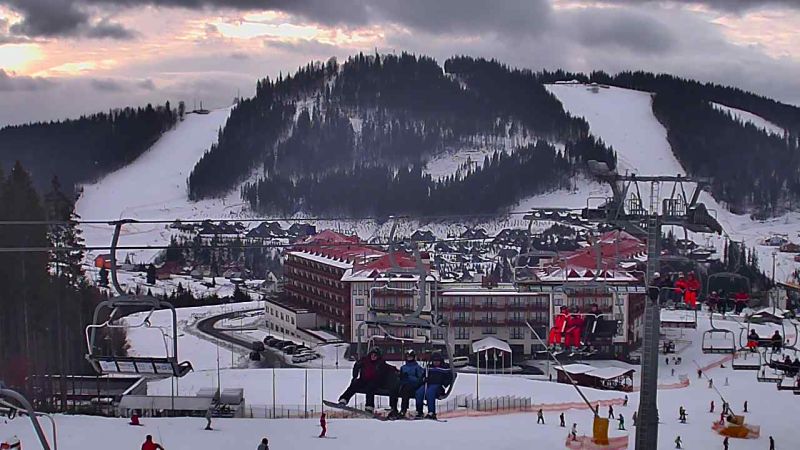 Bukovel - Stations de ski des Carpates Буковель - Зимние курорты Украины