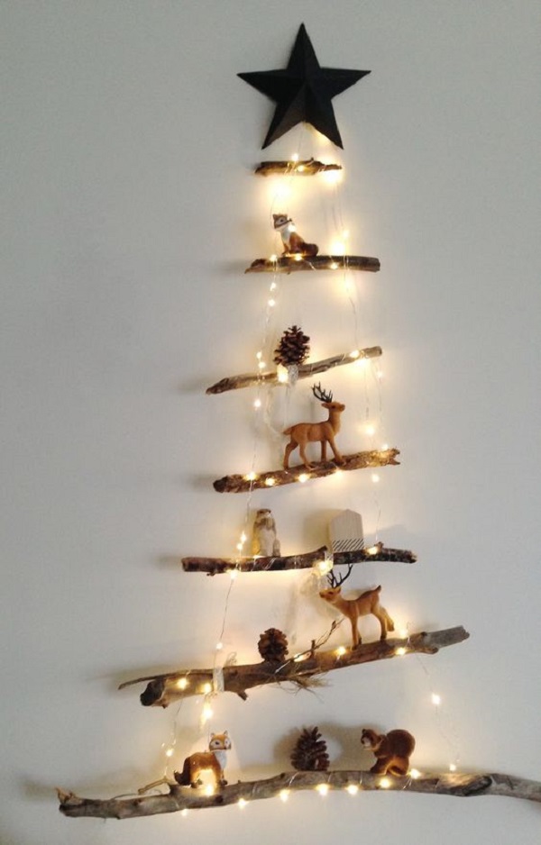 Arbres de Noël inhabituels qui ne prennent pas de place dans la maison. Les vacances du Nouvel An à être! Не занимающая место Елка