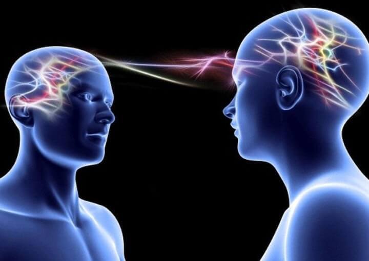 Notre cerveau a la capacité de changer, de récupérer et même de récupérer à tout âge. Мозг восстанавливается и излечивается