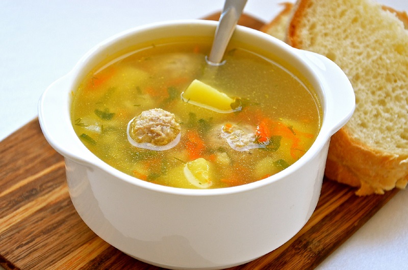 Soupe aux boulettes de viande - Pour l'estomac n'était pas paresseux! Les meilleures soupes pour notre système digestif Суп с фрикадельками - Полезные супы