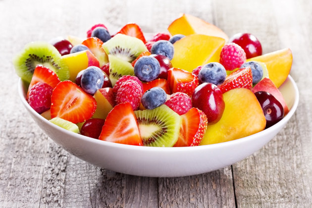 Top fruits avec la teneur la plus élevée et faible en sucre Фрукты и сахар в них