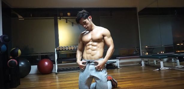 Exercices pour la presse à domicile Six pack abdominal training for beginner