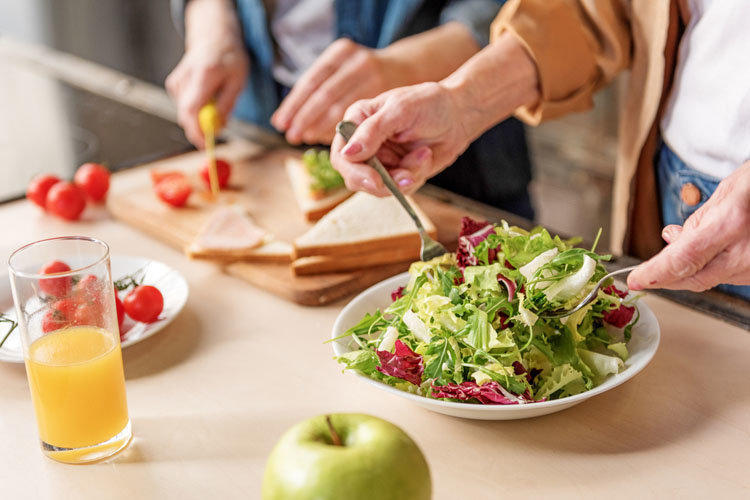 Traitement de diverses maladies avec des aliments d'origine végétale Лечение болезней растительной пищей