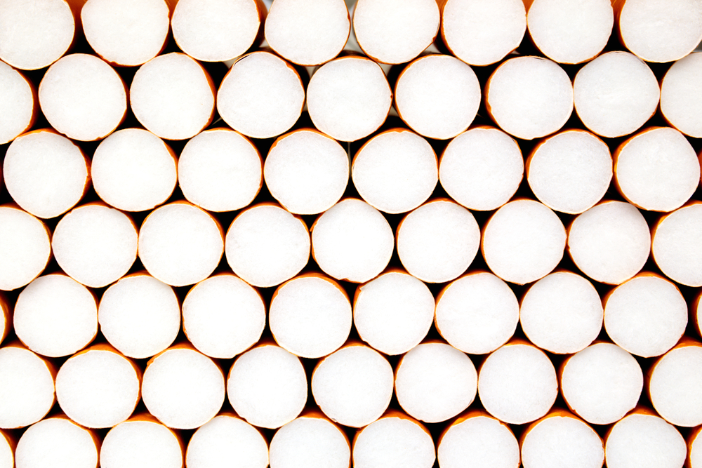 Filtres à cigarettes: déception technologique qui nuit aux fumeurs et à l'environnement Сигаретные фильтры - технологический обман