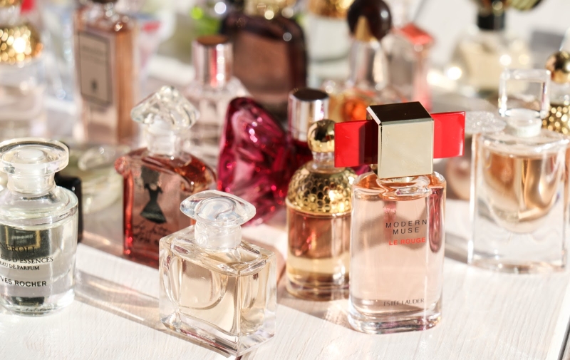 Comment distinguer un faux parfum? Как проверить оригинальность духов и отличить подделку?