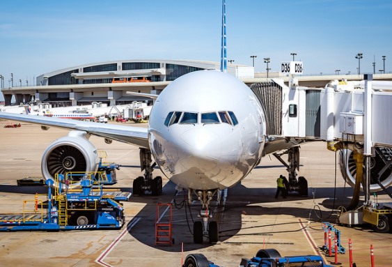 Comment acheter le billet d'avion le moins cher Как купить самый дешевый билет на самолет