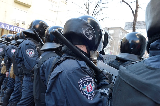 Alors que la guerre. Événements à Kiev Photo-chroniques 18 Février Как на войне. Фотохроники событий в Киеве 18 февраля