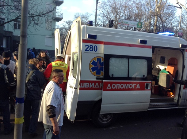manifestants blessés et blessés Пострадавшие и раненные митингующие