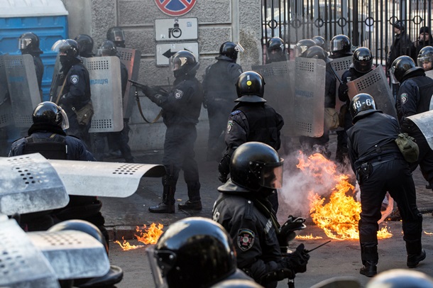 Dernière minute rangs de la police Горящие ряды милиционеров