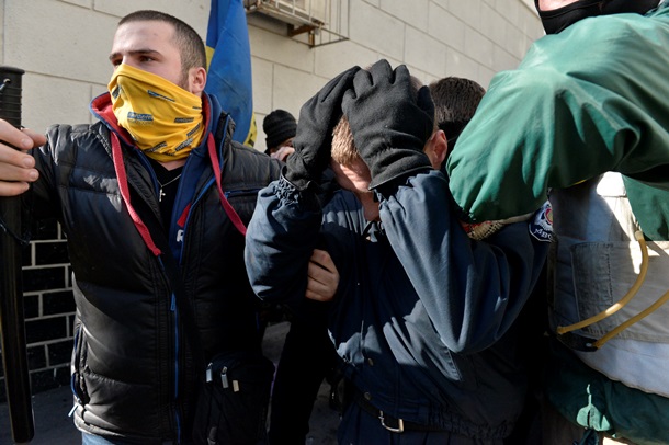 Capturé et MUP blessés Захваченные и раненные сотрудники МВД