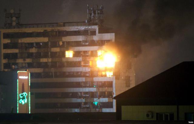 Bataille à Grozny: Warriors of Itchkérie détruit 70 Kadyrovites. histoire de l'image Бой в Грозном: воины Ичкерии уничтожили 70 кадыровцев. ФОТОрепортаж