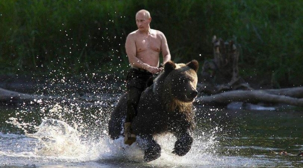 Russie - un terrain vague, et il y a d'énormes problèmes démographiques. Pour eux, l'option idéale - tout simplement détruire l'Ukraine - le politologue Россия - пустошь, и демографические проблемы там колоссальные. Для них идеальный вариант - просто уничтожить Украину, - политолог