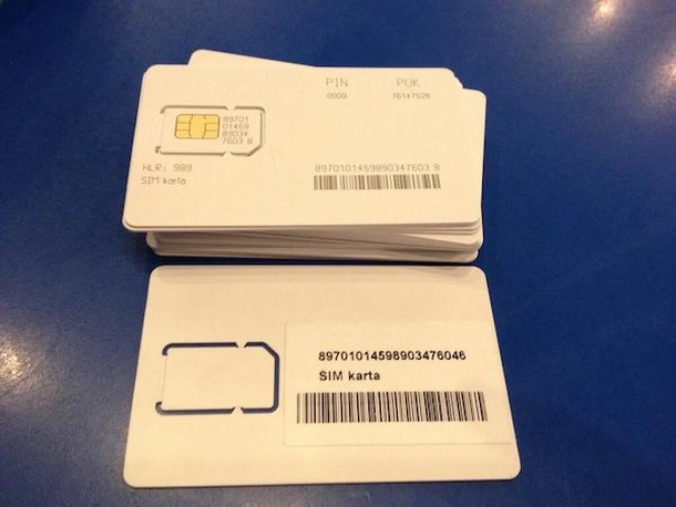 Оккупанты Крыма завезли на полуостров 1 млн. странных российских сим-карт - даже без логотипа оператора. ФОТО
