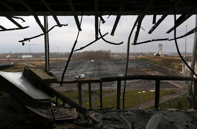 Frozen enfer à l'aéroport de Donetsk. histoire de l'image Замерзший ад в Донецком аэропорту. ФОТОрепортаж