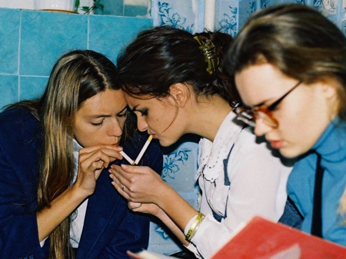 Quels sont les ingrédients dans une cigarette? Какие ингредиенты в сигарете?