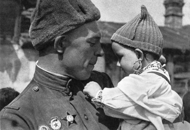 30 photos de la Grande Guerre patriotique 30 снимков Великой Отечественной войны