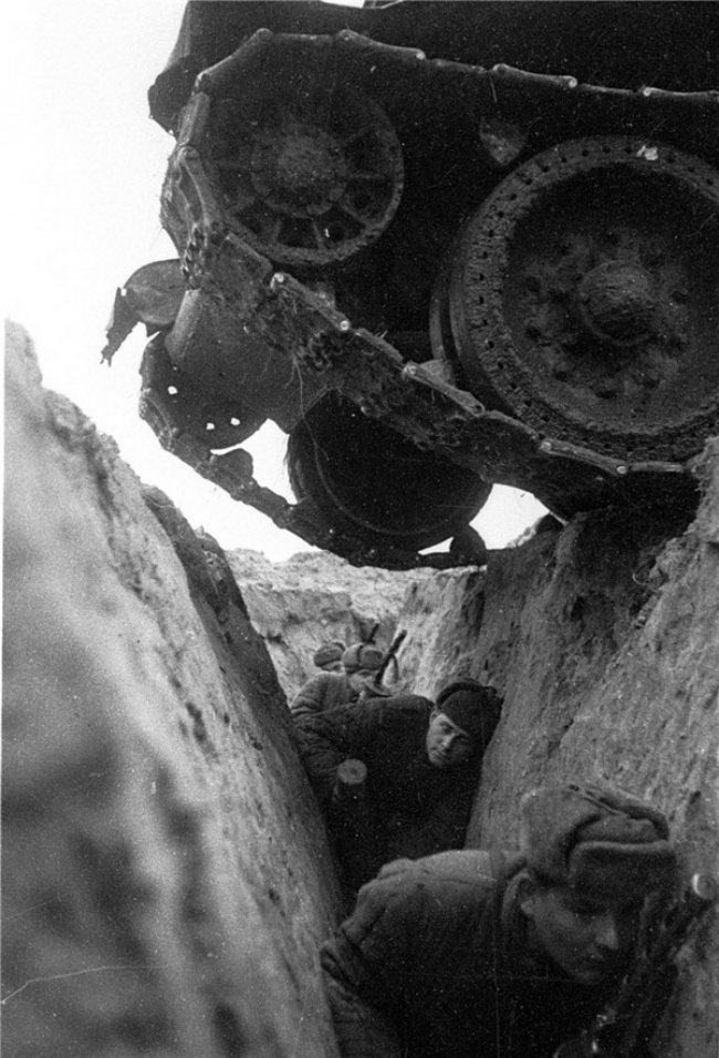 30 photos de la Grande Guerre patriotique 30 снимков Великой Отечественной войны