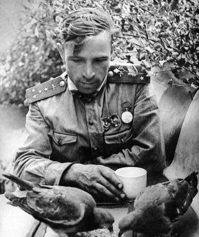 30 photos de la Grande Guerre patriotique 30 снимков Великой Отечественной войны