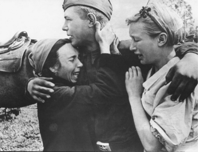 30 photos de la Grande Guerre patriotique 30 снимков Великой Отечественной войны