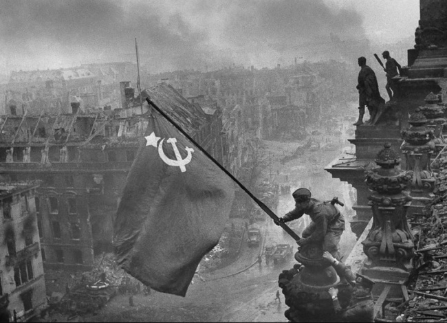 30 photos de la Grande Guerre patriotique 30 снимков Великой Отечественной войны