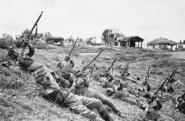 30 photos de la Grande Guerre patriotique 30 снимков Великой Отечественной войны