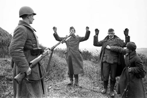 30 photos de la Grande Guerre patriotique 30 снимков Великой Отечественной войны