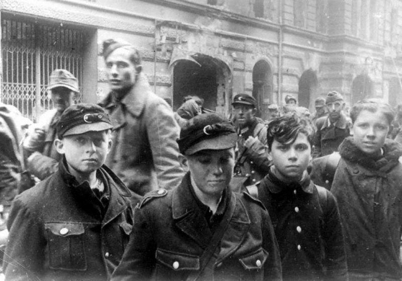 30 photos de la Grande Guerre patriotique 30 снимков Великой Отечественной войны
