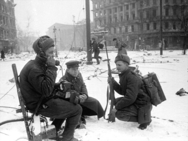 30 photos de la Grande Guerre patriotique 30 снимков Великой Отечественной войны