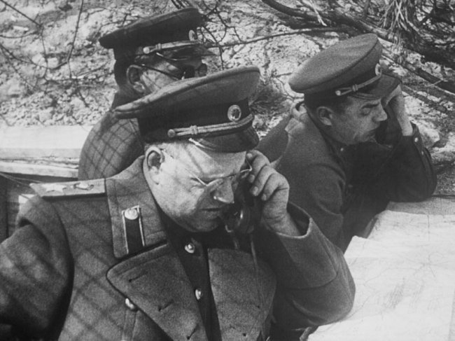 30 photos de la Grande Guerre patriotique 30 снимков Великой Отечественной войны